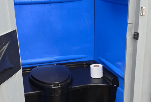 NŐI MOBIL WC
